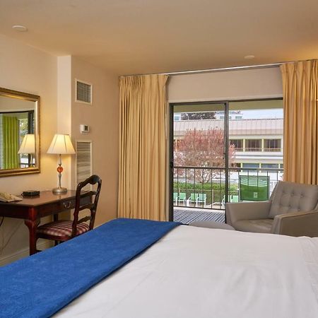 Inn At The Commons Medford Kültér fotó