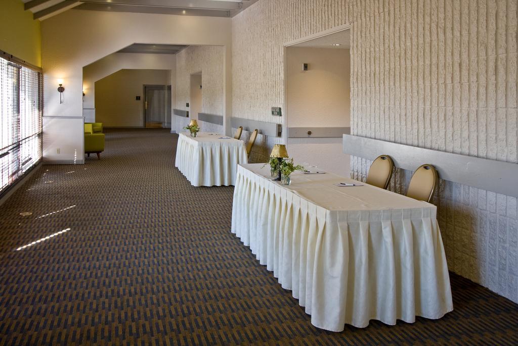 Inn At The Commons Medford Kültér fotó