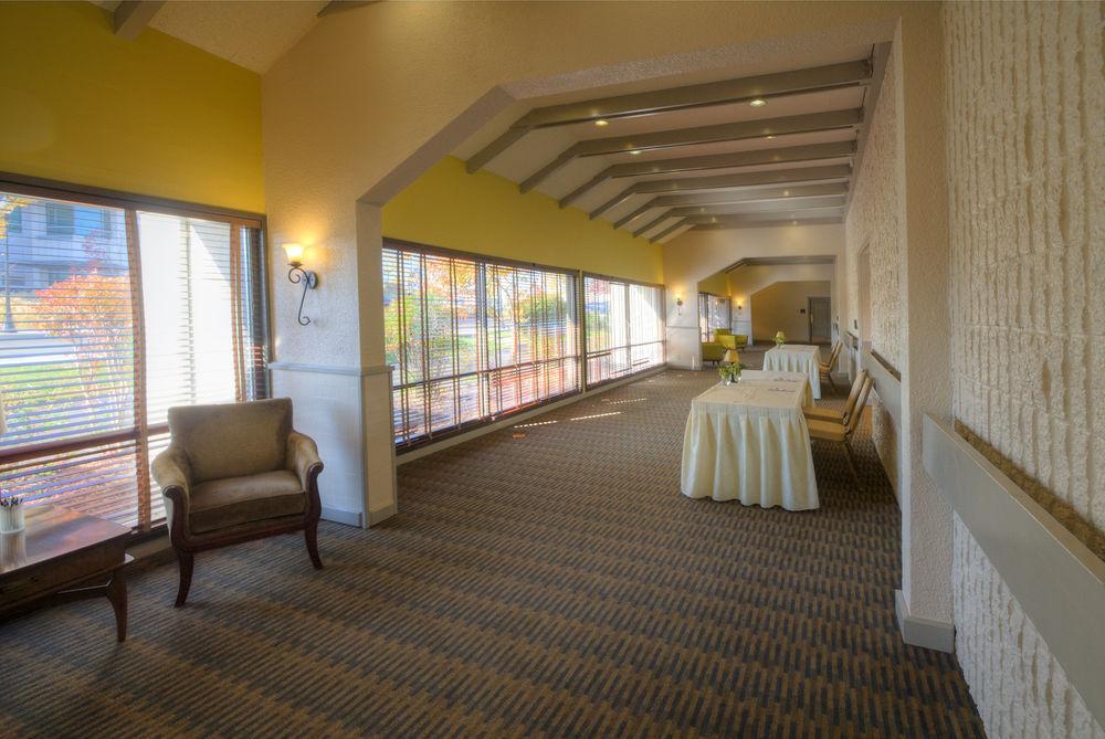 Inn At The Commons Medford Kültér fotó