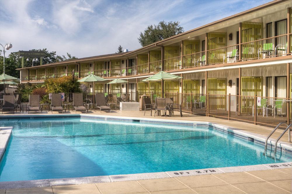 Inn At The Commons Medford Kültér fotó