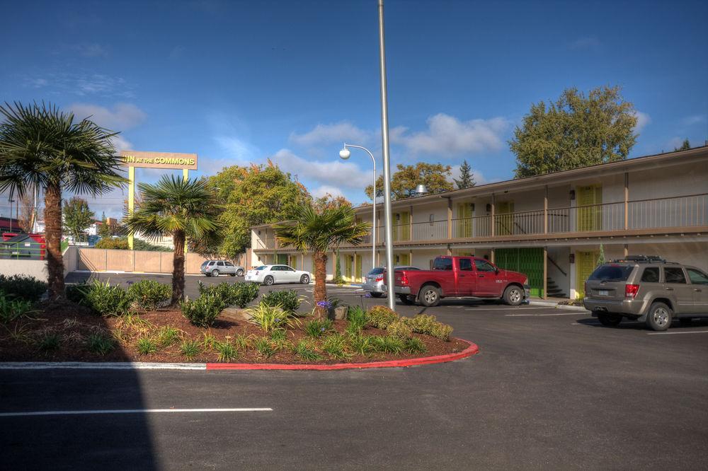 Inn At The Commons Medford Kültér fotó